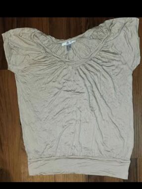 NWOT Womens Sz M Lascana For Venus Beige V-Neck Blouse w Band at Bottom